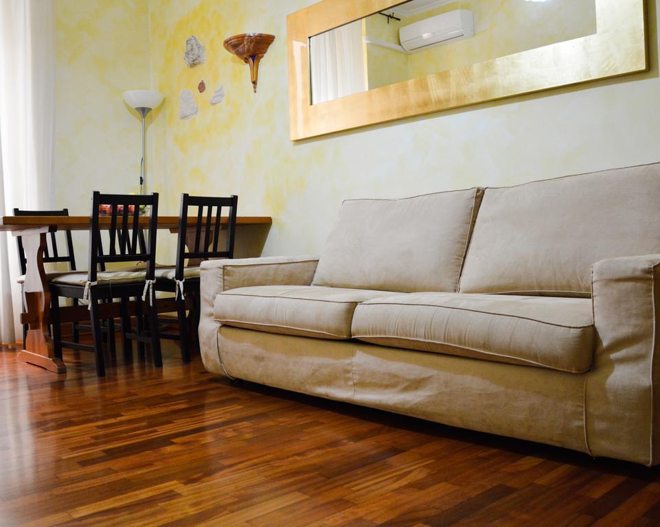 Tridomus Apartment - Mecenate 77 โรม ห้อง รูปภาพ