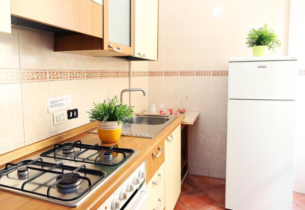 Tridomus Apartment - Mecenate 77 โรม ห้อง รูปภาพ